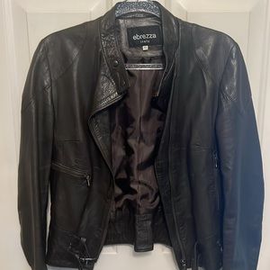 Italian leather jacket in dark brown ,fits like a us size 6-8.
